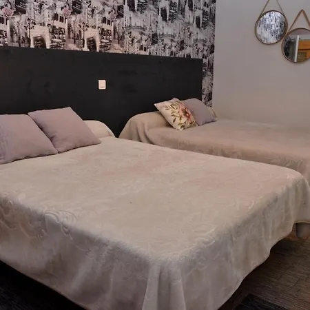 Hotel Aux Lys D'or Realville