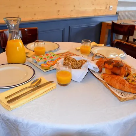 Aux Lys D'or 2* Realville