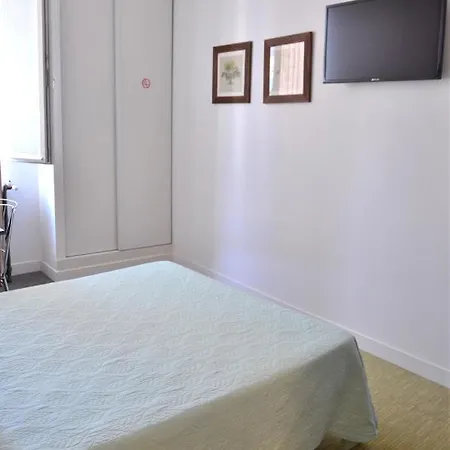 Hotel Aux Lys D'or Realville