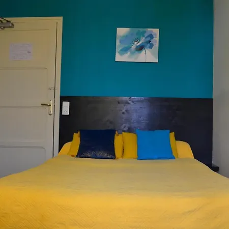 Aux Lys D'or 2* Realville