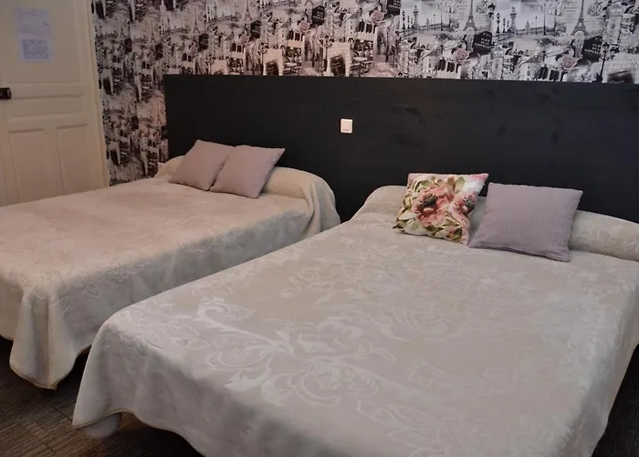 Aux Lys D'or 2* Réalville