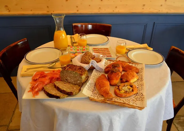 Aux Lys D'or 2* Réalville