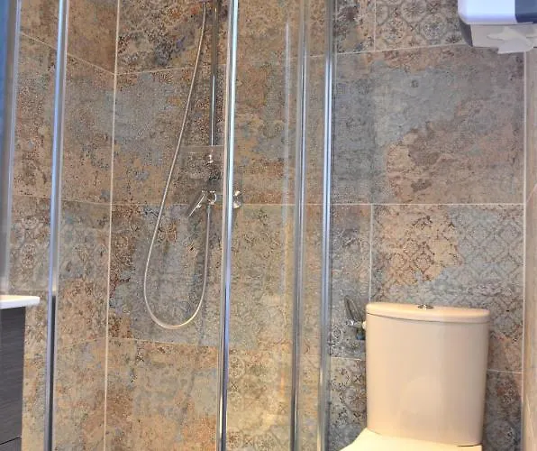 Aux Lys D'or 2* Réalville