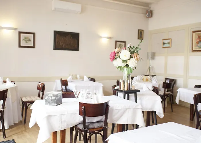 Aux Lys D'or Hotel Réalville