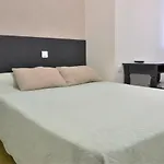 Aux Lys D'or Hotel Réalville