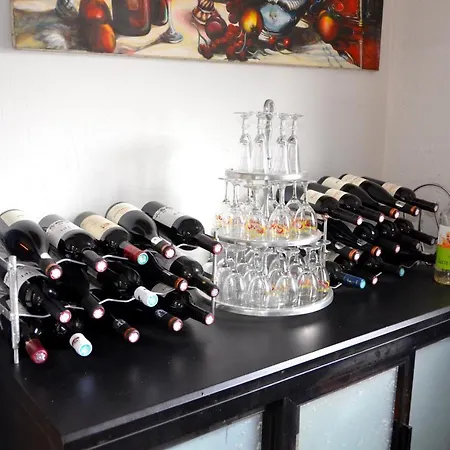 奥斯利朵酒店 2*