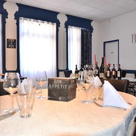 ホテル Aux Lys D'or Réalville